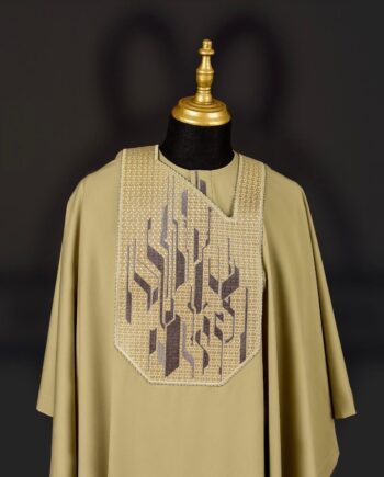Elegant Taupe Agbada with Geometric Embroidery – Premium Men’s Traditional Wear