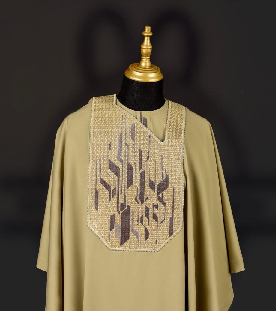 Elegant Taupe Agbada with Geometric Embroidery – Premium Men’s Traditional Wear